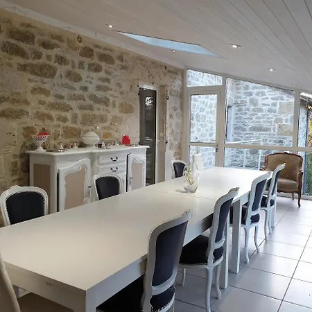 Au Fil Des Hirondelles
